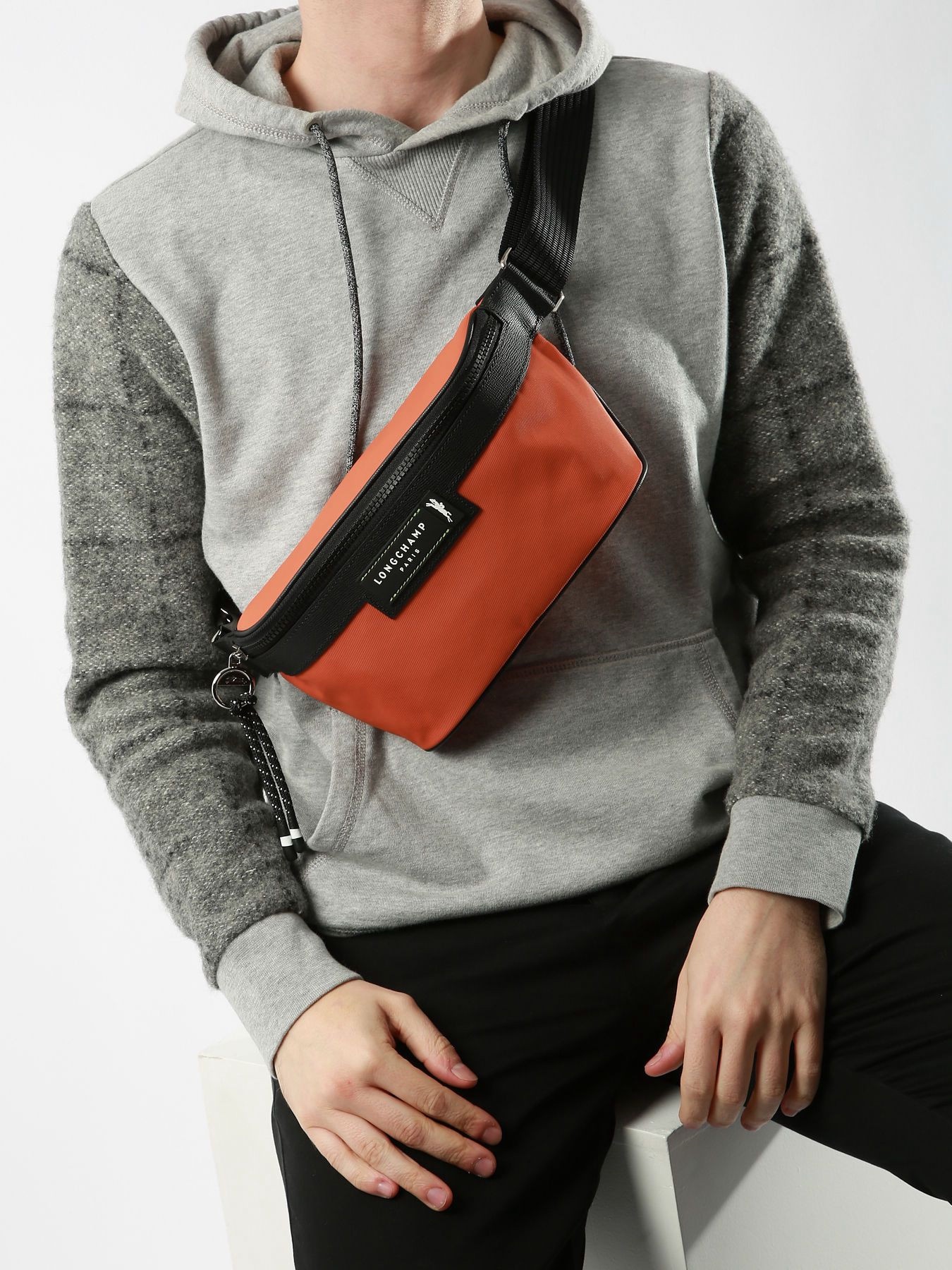 Longchamp Energy Bum/Belt Bag - Image 2